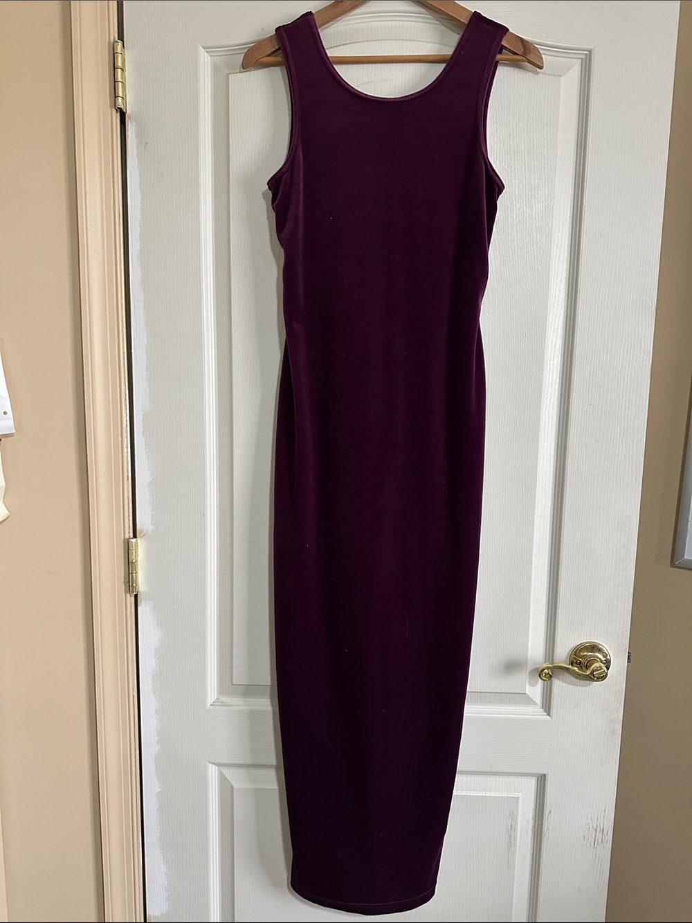 Slim Scoop-Neck prom Maxi Dress in Deep Plum